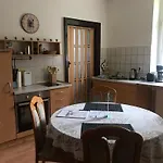 Zur Weissen Taube Апартаменты
