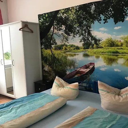 Zur Weissen Taube Apartman *